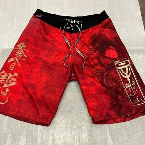 [32]  AFFLICTION SAMURAI SWIM TRUNKS SHORTS DRAWSTRING BOARD BEACH RED